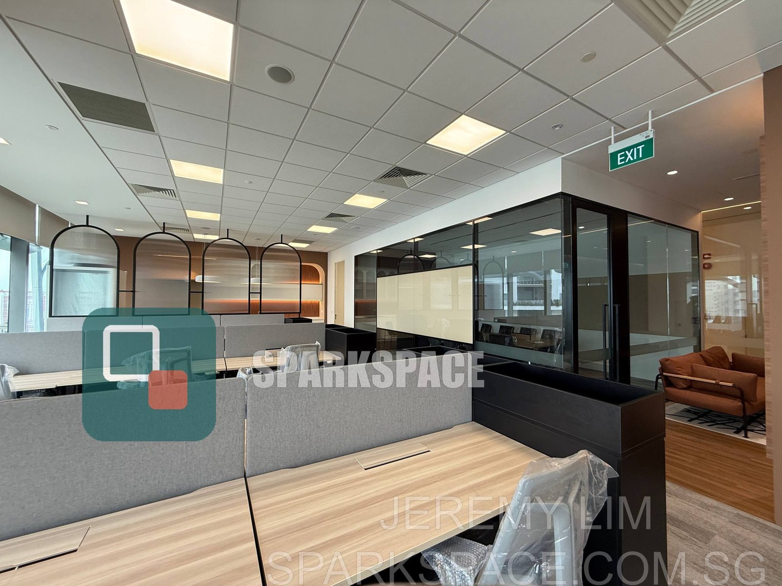 Fitted office pantry with banquette seating at Keppel South Central Level 14