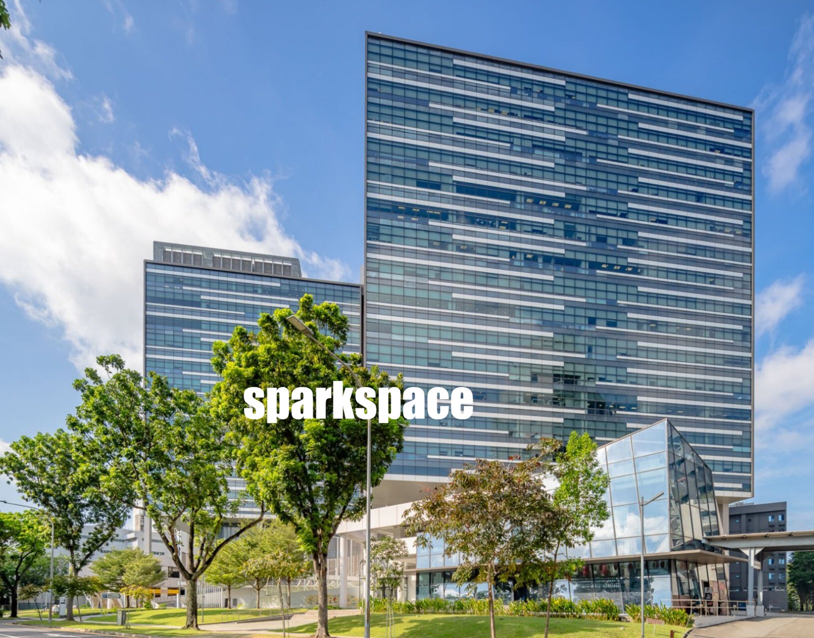 Aperia, 8 Kallang Avenue — office building in Singapore