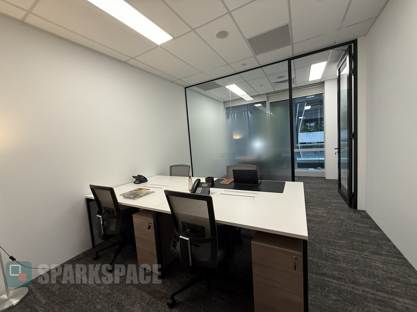 Private Office at Bank of Singapore Centre — 6 pax