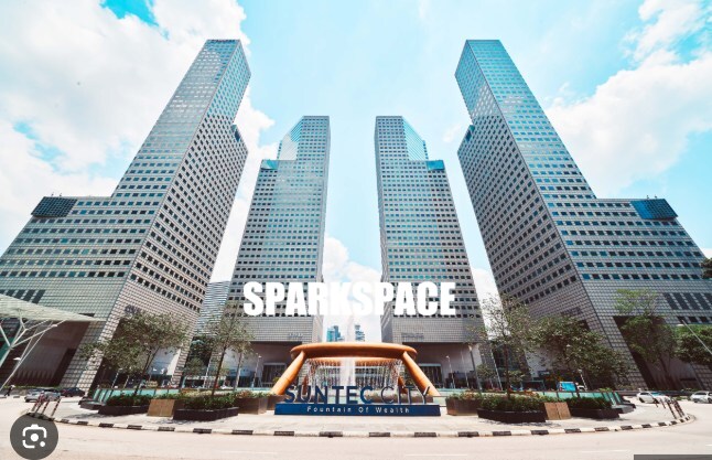 Suntec Tower 4, 6 Temasek Boulevard — office building in Singapore