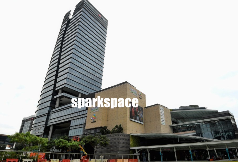 Westgate Tower, 1 Gateway Drive — office building in Singapore